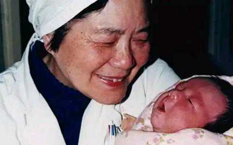 香港邮寄验血报告单,31年前，国内首例“试管婴儿”出生，如今她和“正常人”